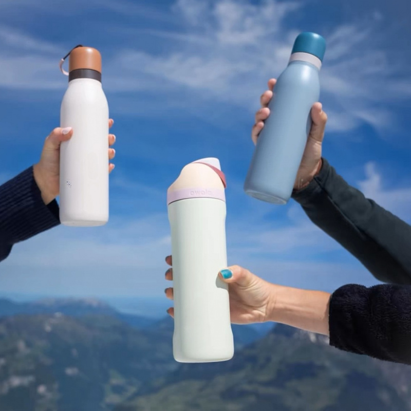 Botella de agua aislada de ace - Sports Equipment Types reseña y precio